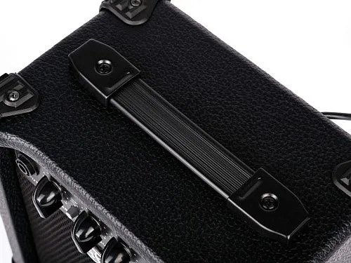 Foix GM210 Комбоусилитель для электрогитары.